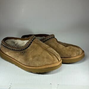 UGG Men’s Burgundy Suede Slip-On Loafers UGG | Shoes | Ugg Mens Burgundy Suede Slipon Moccasin  main image 3